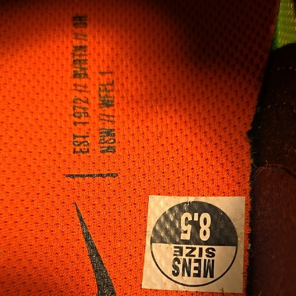 Green and Black Sneakers - Picture 12 of 12